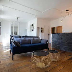  Apartment Cosy Republique France